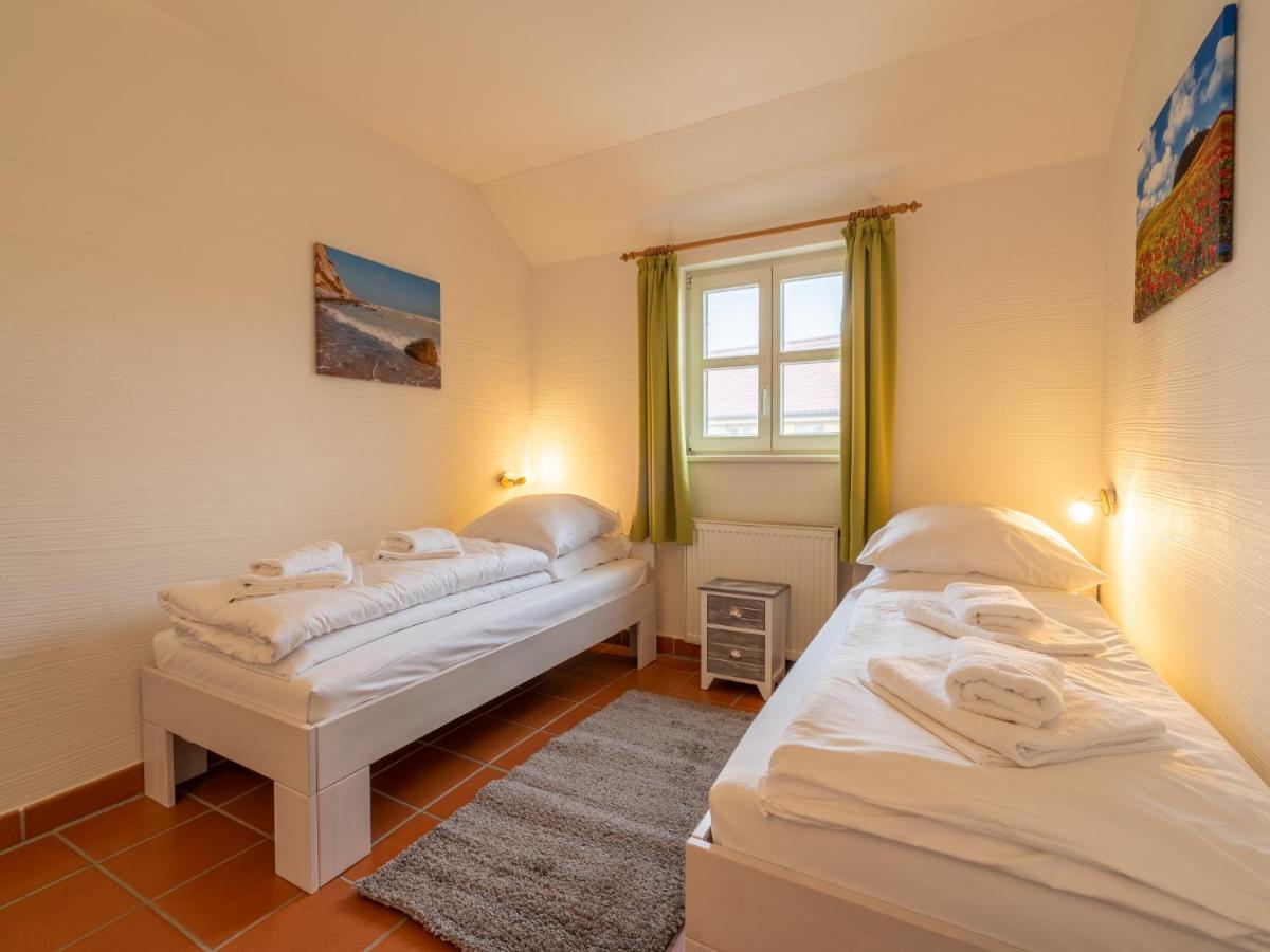 Feriendorf Rugana - Komfort Appartement Mit 2 Schlafzimmern Und Terrasse D03 Dranske Buitenkant foto