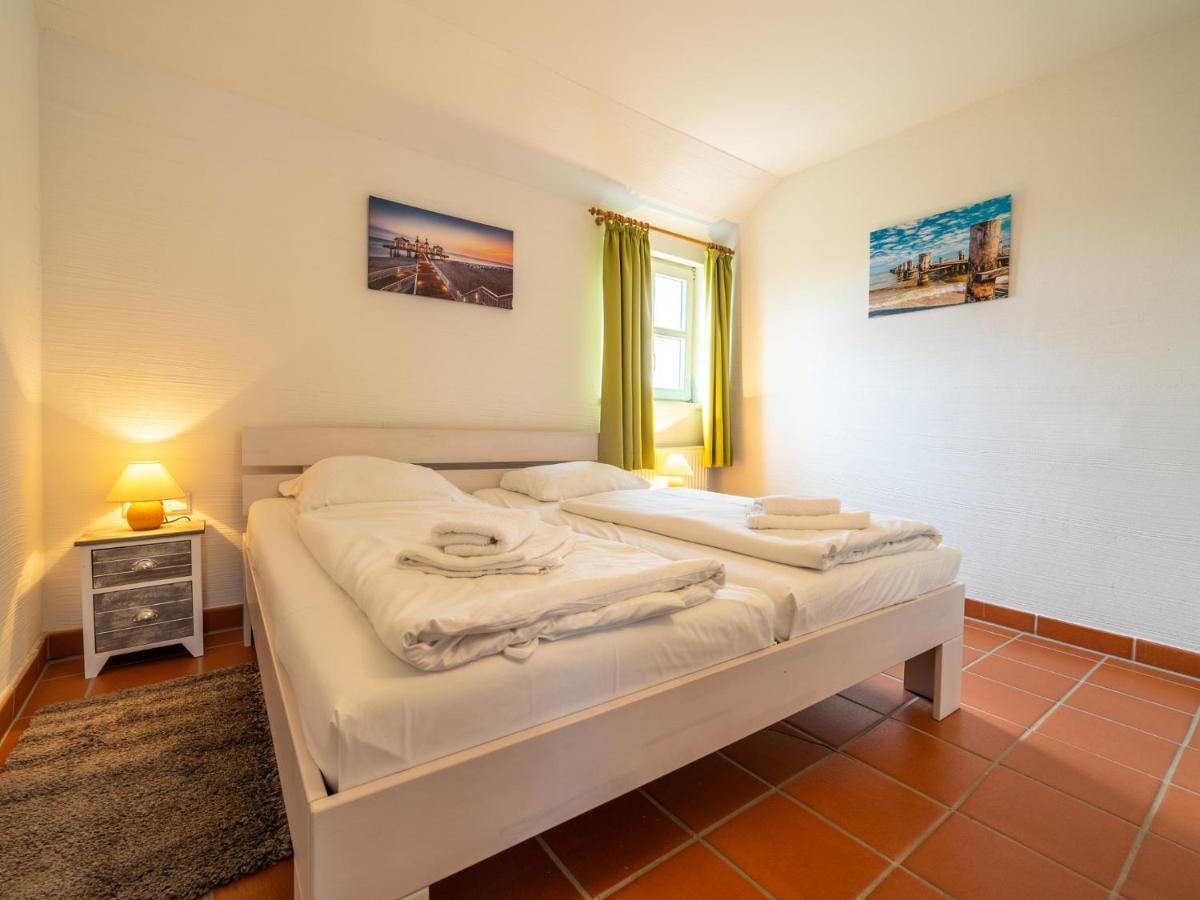 Feriendorf Rugana - Komfort Appartement Mit 2 Schlafzimmern Und Terrasse D03 Dranske Buitenkant foto